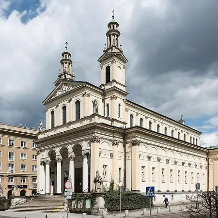 Apartment Rondo Onz Metro, Krochmalna 32a Street *