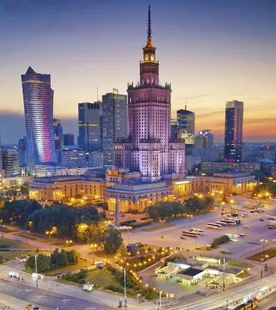 Rondo Onz Metro, Krochmalna 32a Street Warsaw