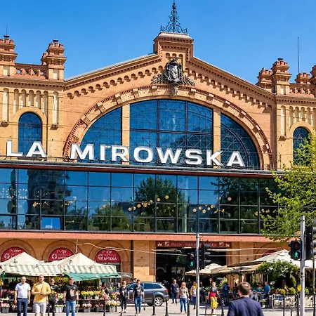 Rondo Onz Metro, Krochmalna 32a Street Апартаменти